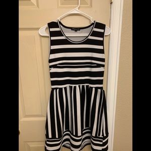 Sleeveless Stripped Skater Dress